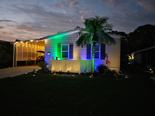 property at 1246 N Indies Cir