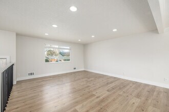 4960 Troy St in Denver, CO - Building Photo - Building Photo