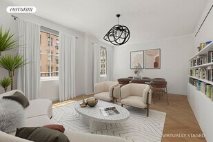 301 E 81st St in New York, NY - Building Photo