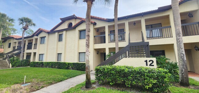 1801 1801 E Lake Rd in Palm Harbor, FL - Building Photo - Building Photo