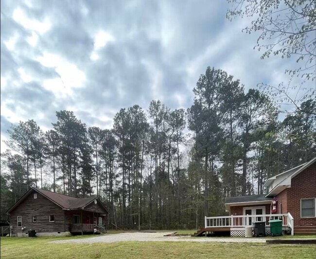 876 Louisville Rd in Harlem, GA - Building Photo - Building Photo