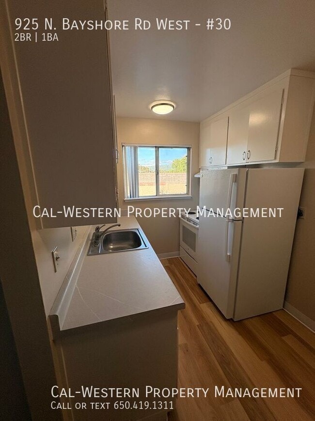 925 N Bayshore Rd W in San Jose, CA - Building Photo - Building Photo