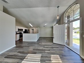 7323 R J Cove Ct in Orlando, FL - Building Photo - Building Photo