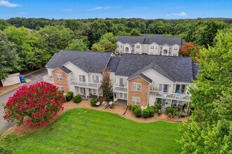 Moss Creek Condos, Inc in Gastonia, NC - Foto de edificio - Interior Photo