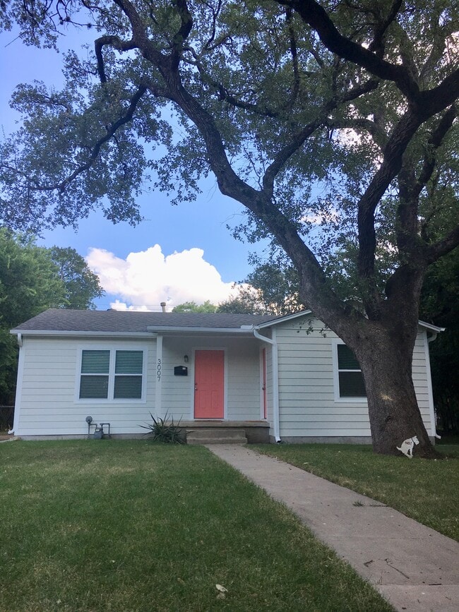 property at 3007 French Pl