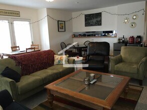 8 Glencoe St in Boston, MA - Foto de edificio - Building Photo