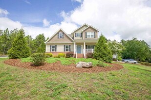 25 Forrest Drive in Pinehurst, NC - Building Photo