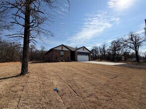 17111 Lantana Loop in Newalla, OK - Building Photo - Building Photo