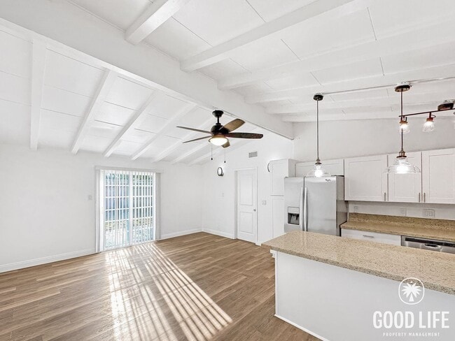 property at 940 N Fern St