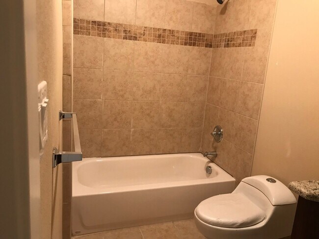 7605 Cousteau Dr in Rowlett, TX - Building Photo - Building Photo