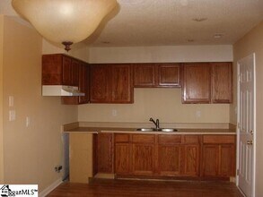 378 Vanderbilt Rd in Spartanburg, SC - Building Photo - Building Photo