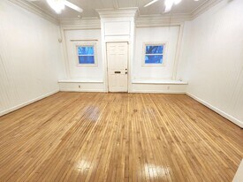 2772 N Bremen St in Milwaukee, WI - Building Photo