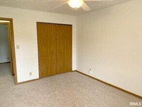 7437 Pendleton Ave in Evansville, IN - Building Photo - Building Photo