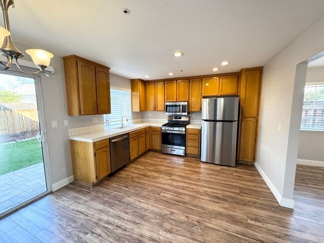 5312 Hillflower Dr in Livermore, CA - Building Photo - Building Photo