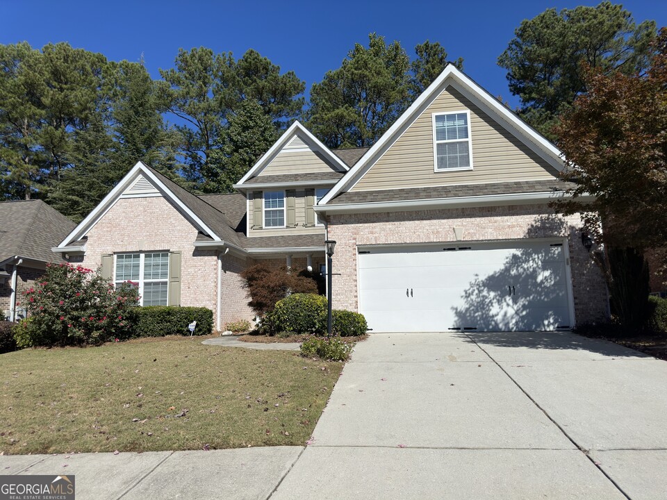 2717 Apple Orchard Trail SW in Snellville, GA - Building Photo