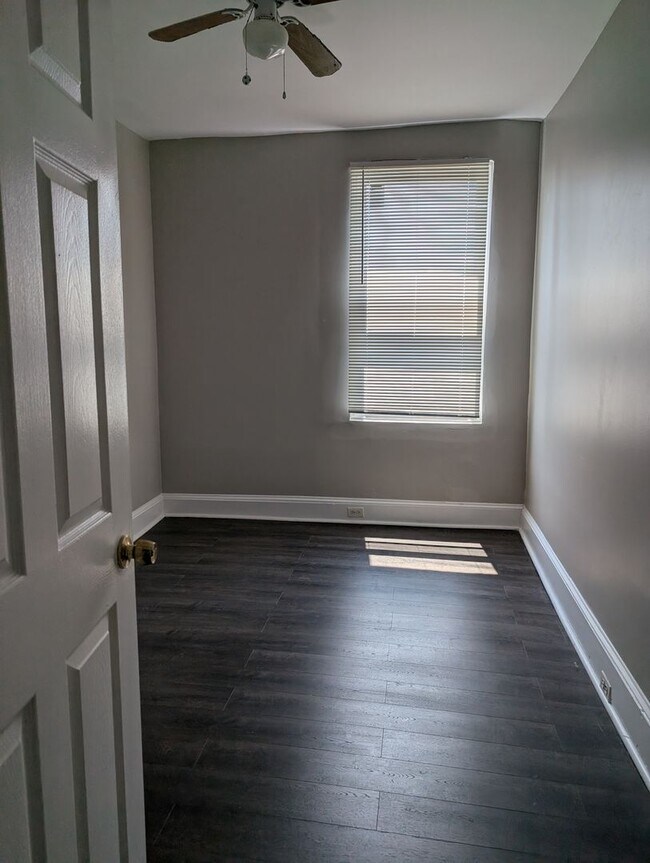 2227 Linden Ave in Baltimore, MD - Building Photo - Building Photo