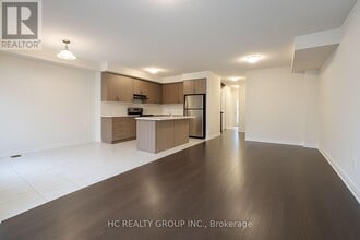 4 Finley Wy in Markham, ON - Building Photo - Building Photo