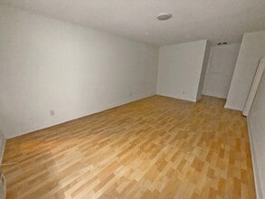 10776 Rose Ave in Los Angeles, CA - Building Photo - Building Photo