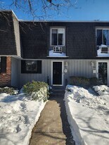 861 Main St in Southington, CT - Building Photo