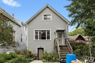 2120 N Whipple St in Chicago, IL - Building Photo