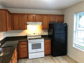 4434 Logan Way in Acworth, GA - Building Photo - Building Photo