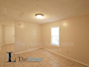 1005 Pine Ave in Sanford, FL - Building Photo - Building Photo