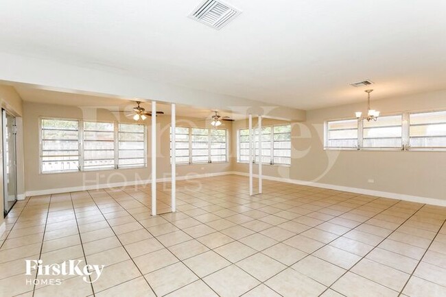 930 N 74th Way in Hollywood, FL - Building Photo - Building Photo