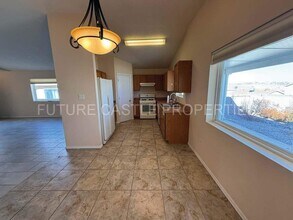 10436 Bilboa St NW in Albuquerque, NM - Building Photo - Building Photo