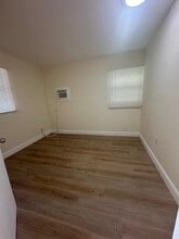 512 N 27th St in Fort Pierce, FL - Building Photo - Building Photo