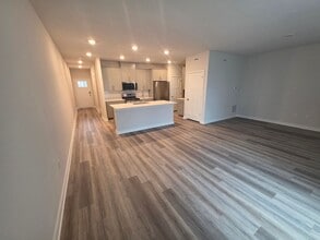 128 River Rdg Dr in Moon Township, PA - Building Photo - Building Photo