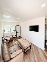 898 Veronica Springs Rd in Santa Barbara, CA - Building Photo - Building Photo