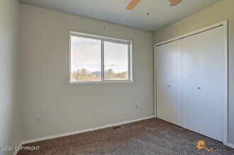 1440 S Williwaw Dr in Palmer, AK - Building Photo - Building Photo