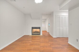 3105 Walton Ave, Unit A in Los Angeles, CA - Building Photo - Building Photo