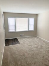 240 W Laflin Ave in Waukesha, WI - Building Photo - Building Photo