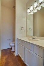 617 E Worth St in Grapevine, TX - Building Photo - Building Photo