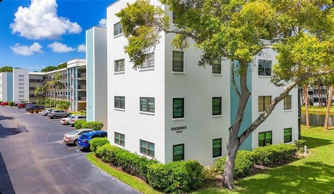 5980 80th St N in St. Petersburg, FL - Building Photo - Building Photo