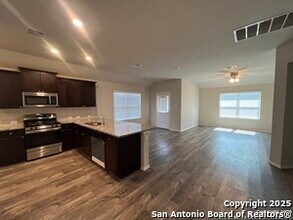 8426 Cassia Cove in Converse, TX - Building Photo - Building Photo
