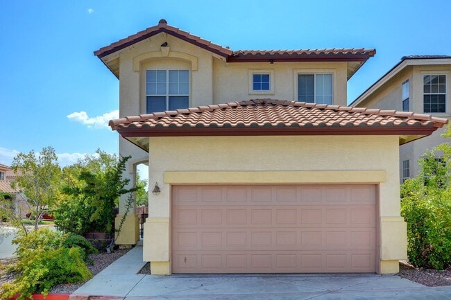 1221 Hope Ranch Ln