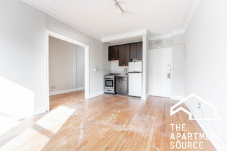 1204 W Granville Ave in Chicago, IL - Building Photo - Building Photo
