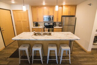 3008 Gillette St, Unit 33 in La crosse, WI - Foto de edificio - Building Photo
