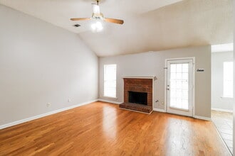 9309 Garden Woods Cove, Unit Unit 1 in Memphis, TN - Building Photo - Building Photo