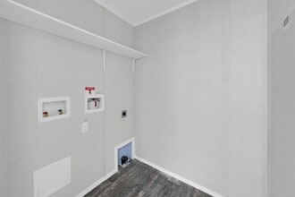 38 Pansy Ln in Defuniak Springs, FL - Building Photo - Building Photo