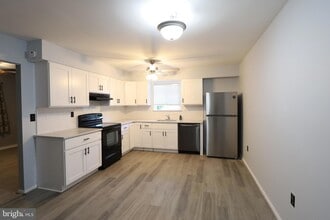 207 Coville Dr in Pemberton Township, NJ - Building Photo - Building Photo