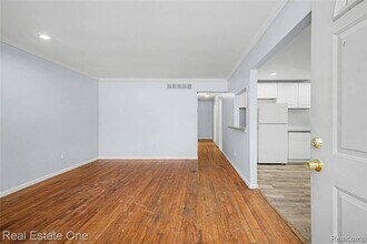 21046 Wakedon St in Southfield, MI - Building Photo - Building Photo