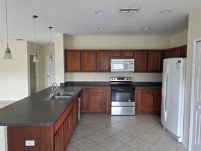 442 Mulberry Ct in Kissimmee, FL - Building Photo - Building Photo