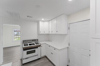 4715 Engleford St in Houston, TX - Building Photo - Building Photo