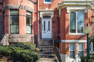 1605 16th St NW in Washington, DC - Foto de edificio - Building Photo