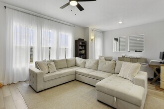 4474 Peak Crst Vw in Colorado Springs, CO - Building Photo - Building Photo