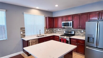 11336 parkdale Ave in Riverside, CA - Building Photo - Building Photo