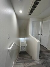 5260 Premiere Hls Dr in Los Angeles, CA - Building Photo - Building Photo